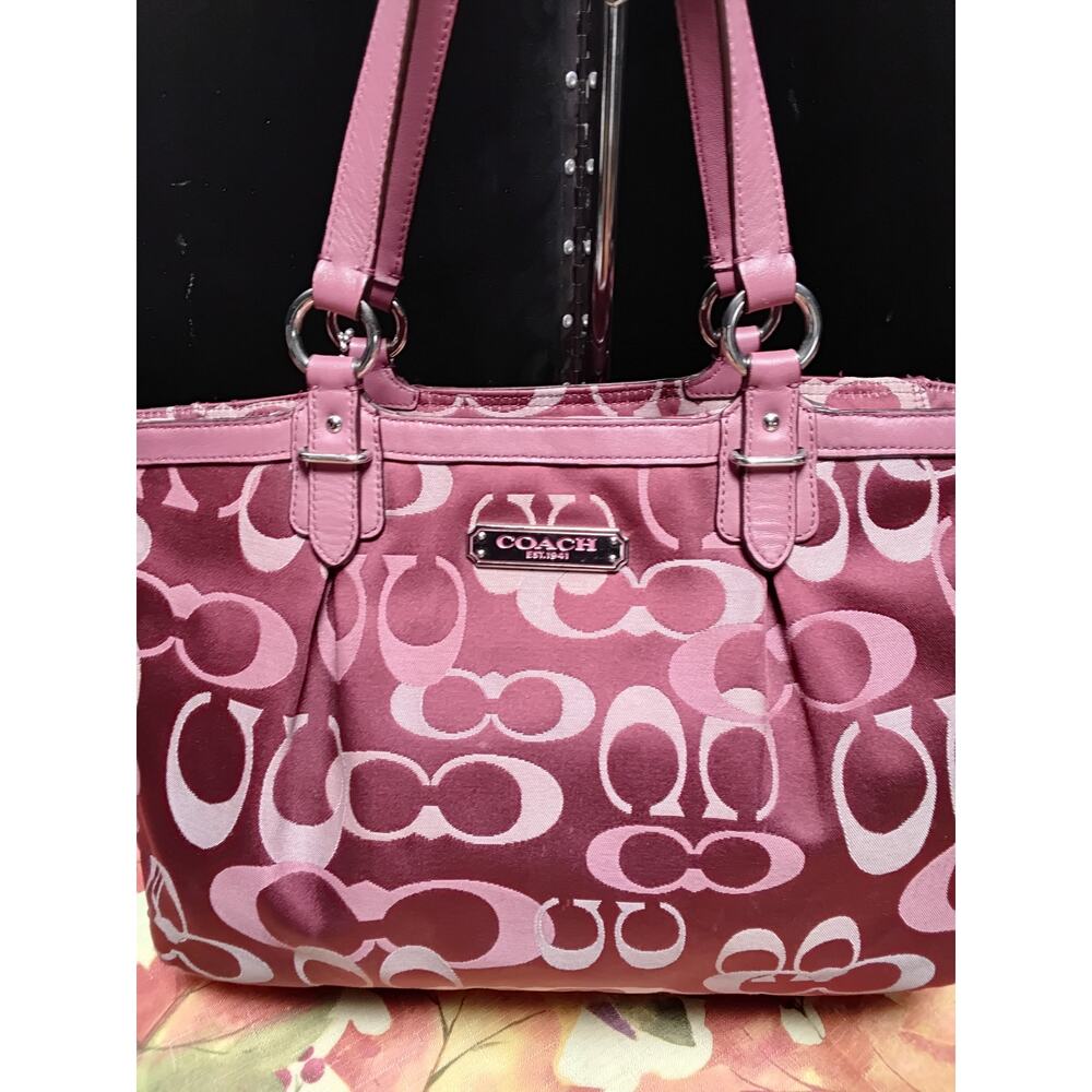 COACH Signature Burgandy Jacquard pleated front  Handbag Tote F20444 from 2012 - Picture 2 of 10
